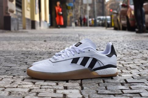 Botky ADIDAS model 3ST-004