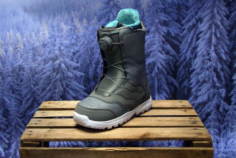 Burton - Mint Boa ❄️